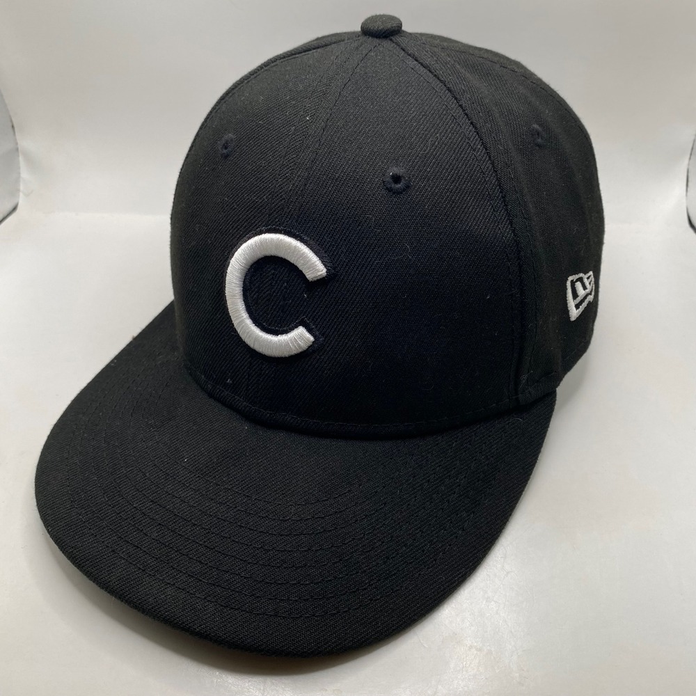 CHICAGO CUBS New Era 59FIFTY Fitted Hat 7 1/4 Black White MLB Baseball Cap Mens
